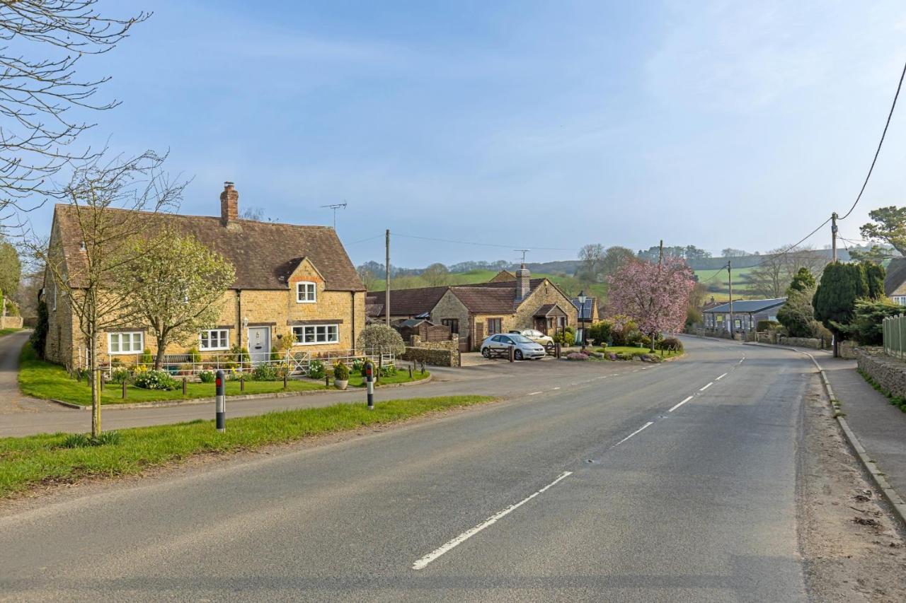 Finest Retreats - Fives Court Cottage North Cheriton 외부 사진